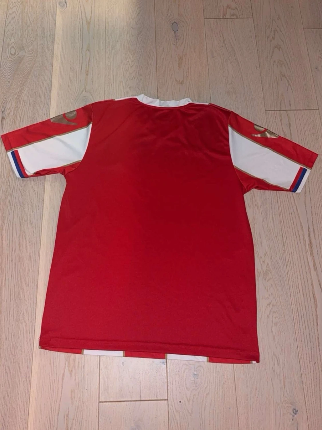 Rödvit fotbollströja Crvena Zvezda - 1