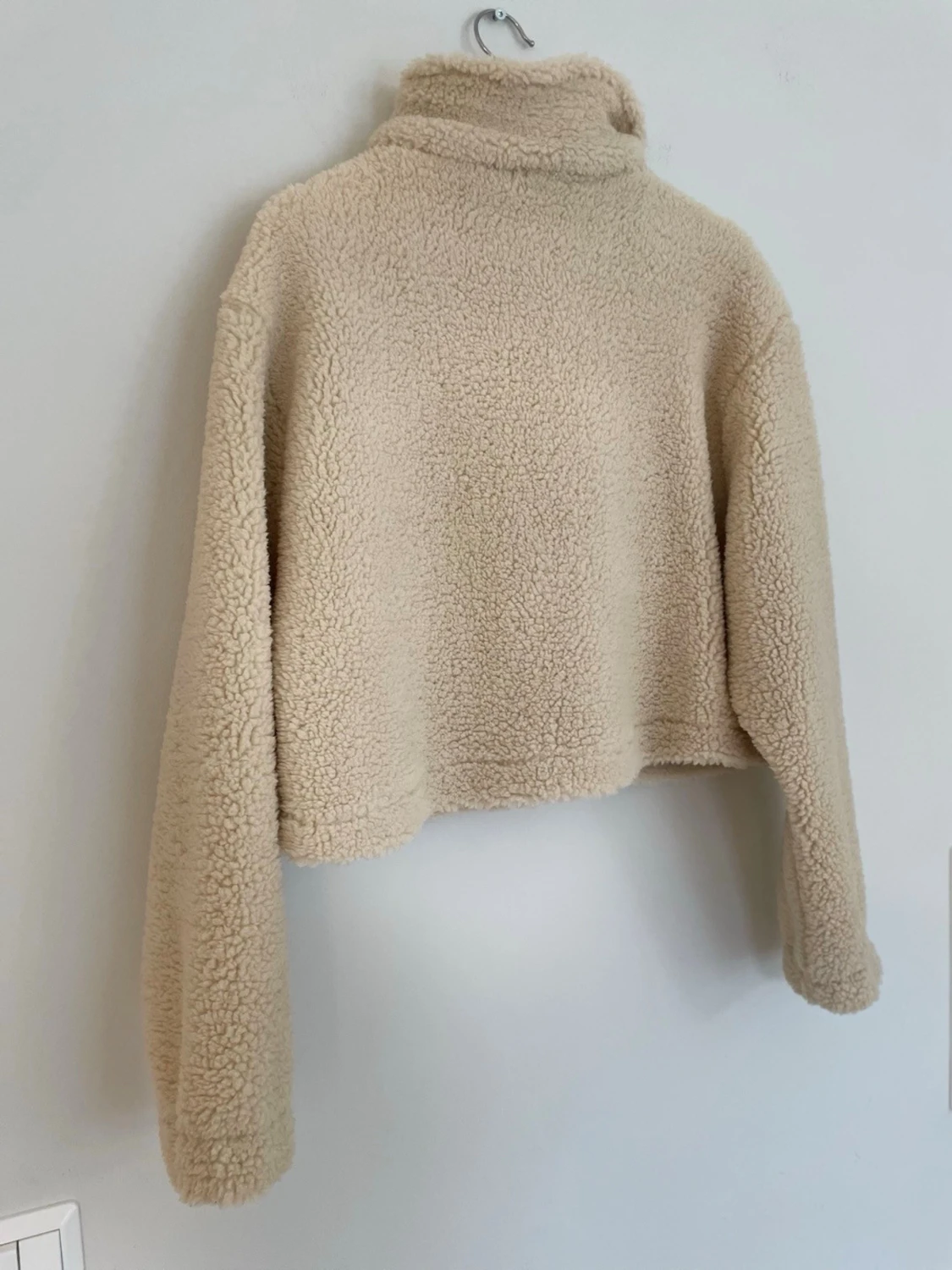 Beige teddyjacka med fickor - 2