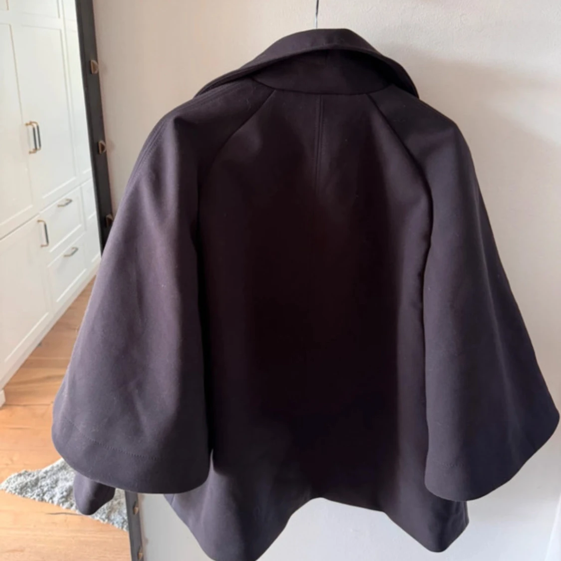 Svart kappa från Menckel - 2