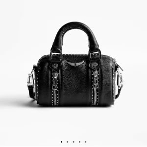 Zadig väska - Så snygg och söt väska i modellen ”sunny studs bag” storlek ”nano”,  skriv för egna bilder🥰🥰
