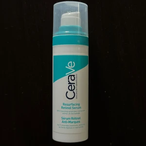 CeraVe Retinol Serum - Beställde nyligen men kommer inte till användning 🩵Har mycket bra recensioner, bra mot akne, rynkor osv. 