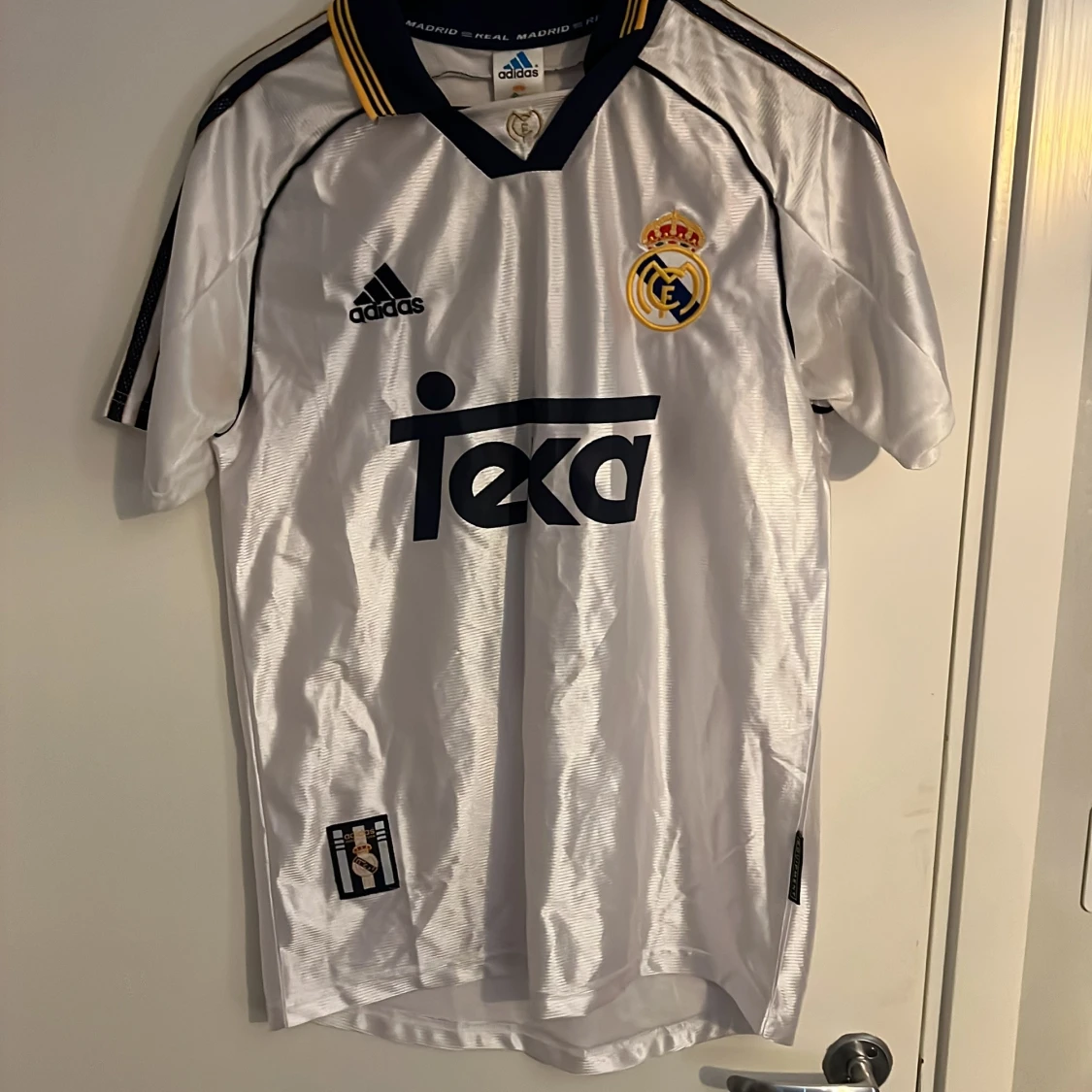 Real Madrid hemma tröja från 1999/Roberto Carlos (3)