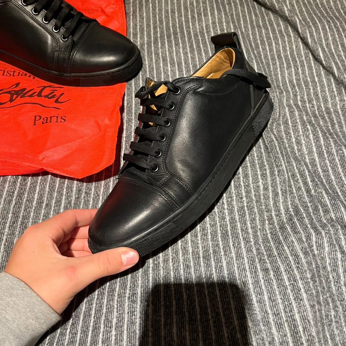 Svarta sneakers från Christian Louboutin - 2