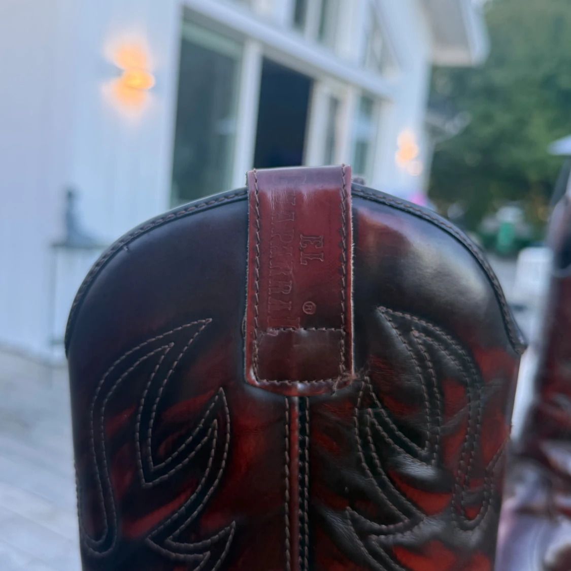 Mörkbruna cowboy boots från El Temporal - 1