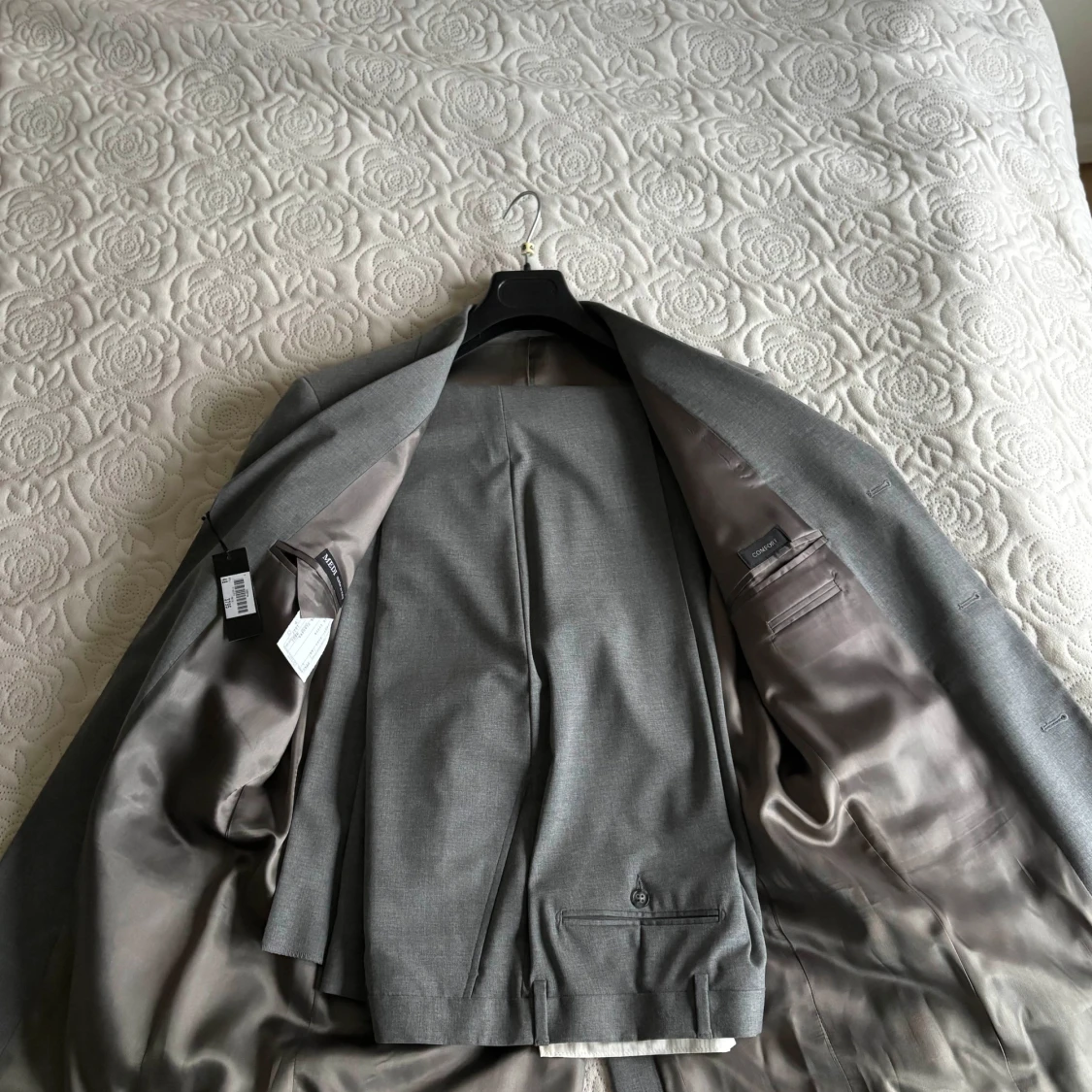 Ljusgrå kostym – Medi, Made in Italy (stl 48) - 1