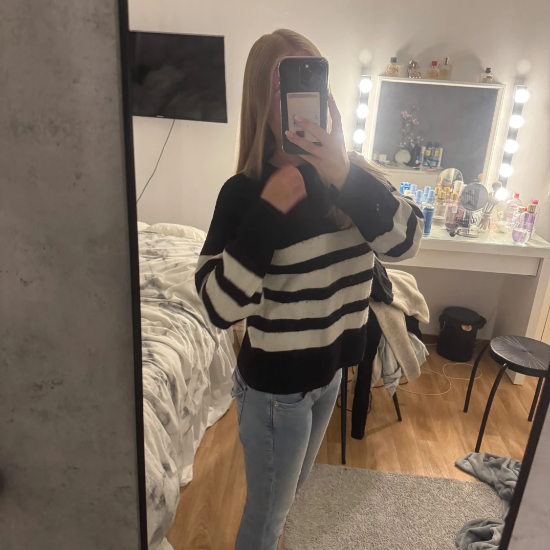 Svartvit randig stickad tröja Gina Tricot - 1