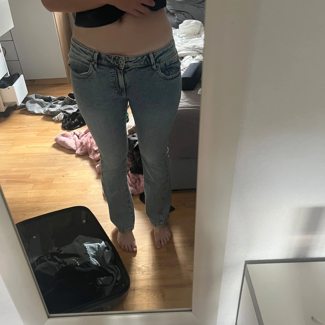 Oanvända jeans - 1