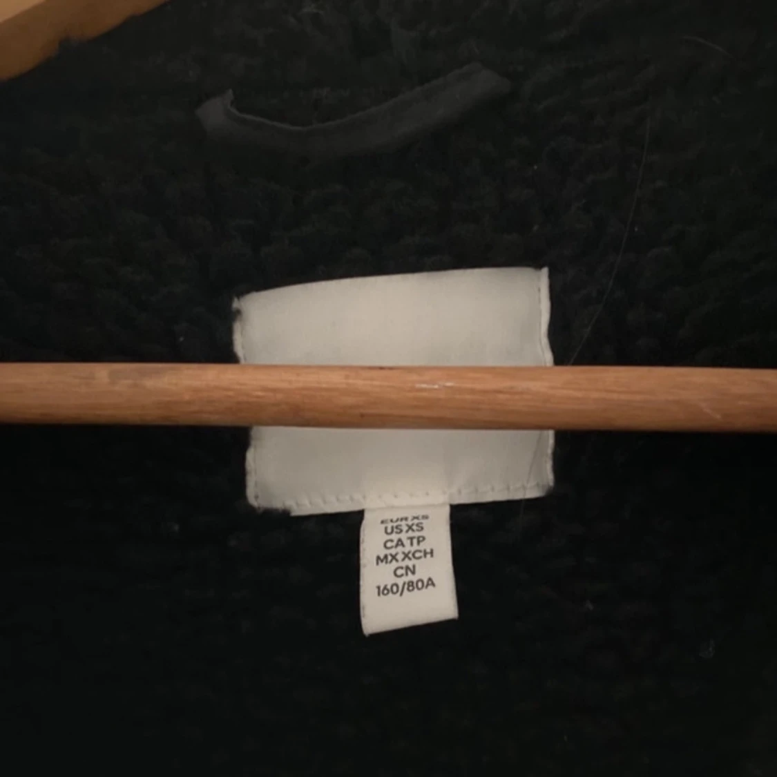 Svart teddyjacka med dragkedja XS - 4