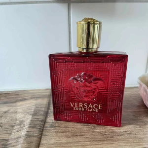 Versace Eros Flame parfym - Lägg ett rimligt prisförslag🌸