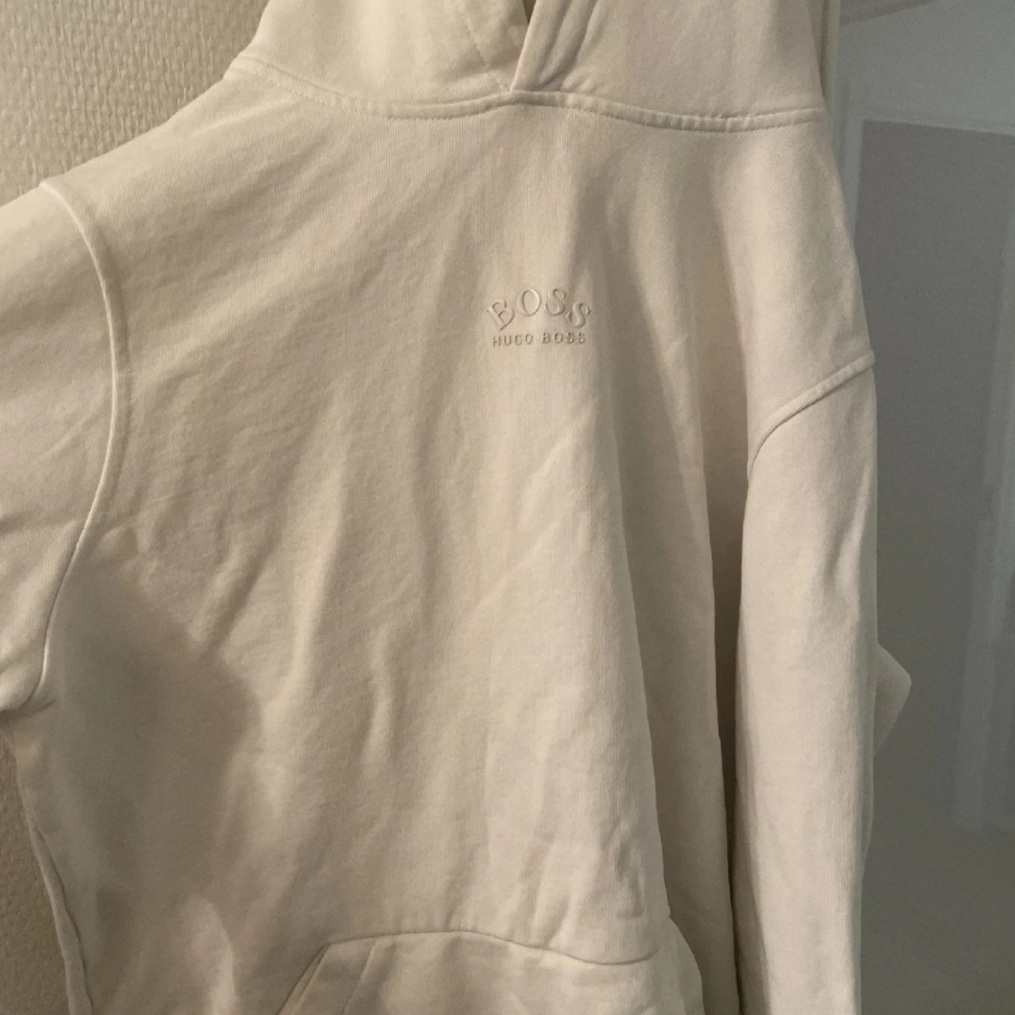 Vit hoodie från Hugo Boss