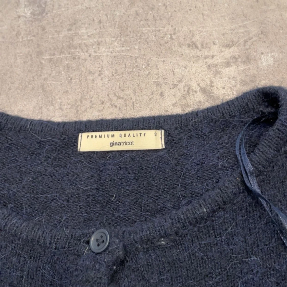 Mörkblå kofta från Gina Tricot - 1