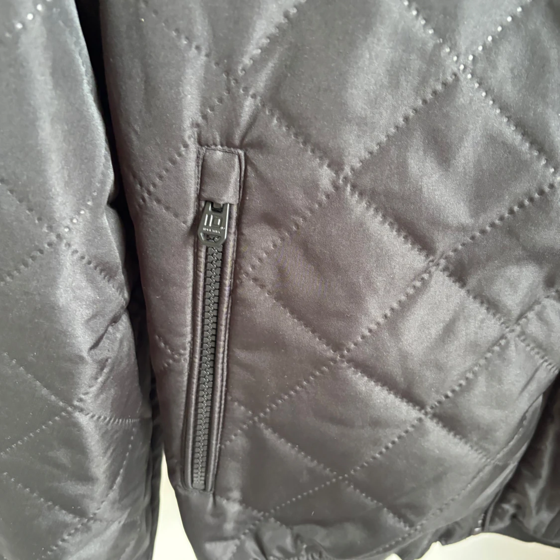 Svart quiltad bomberjacka Borås Hockey - 1