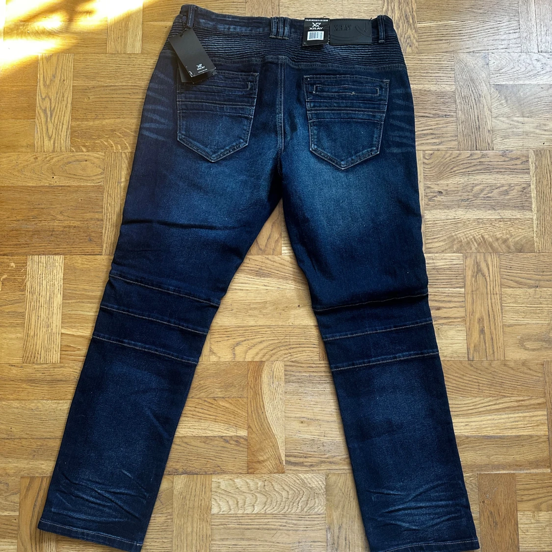 Mörkblå bikerjeans från Xray Jeans - 2