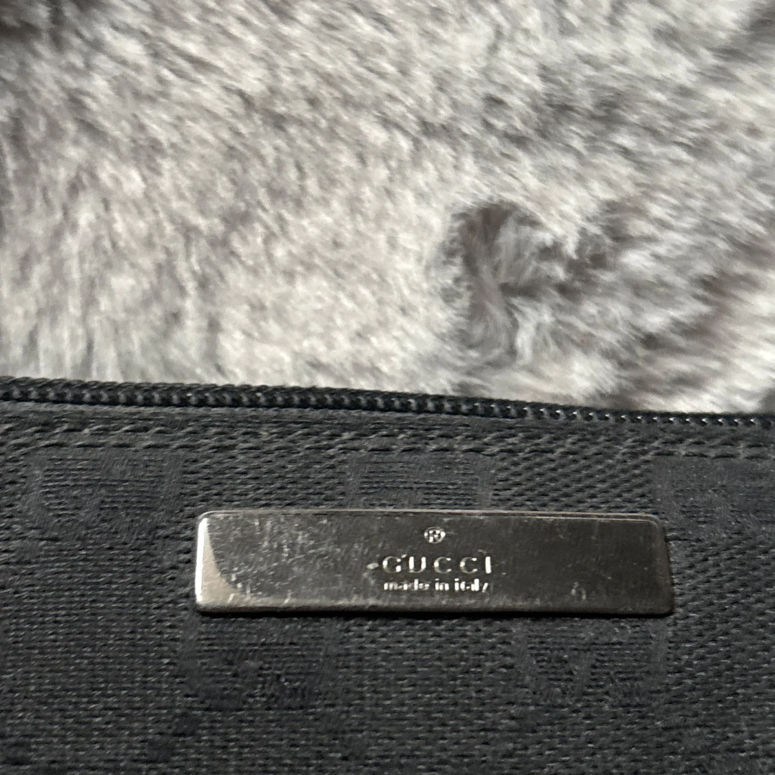 Svart axelväska från Gucci - 1