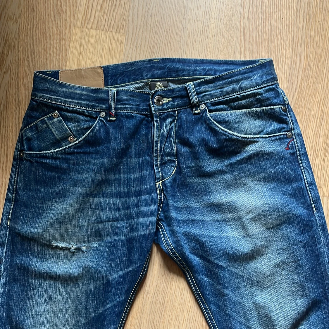 Mörkblå jeans från Dondup - 3