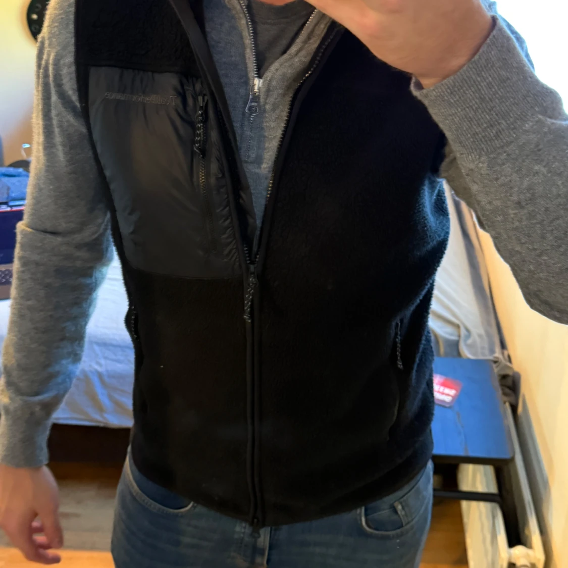 Svart fleeceväst från Peak Performance - 3