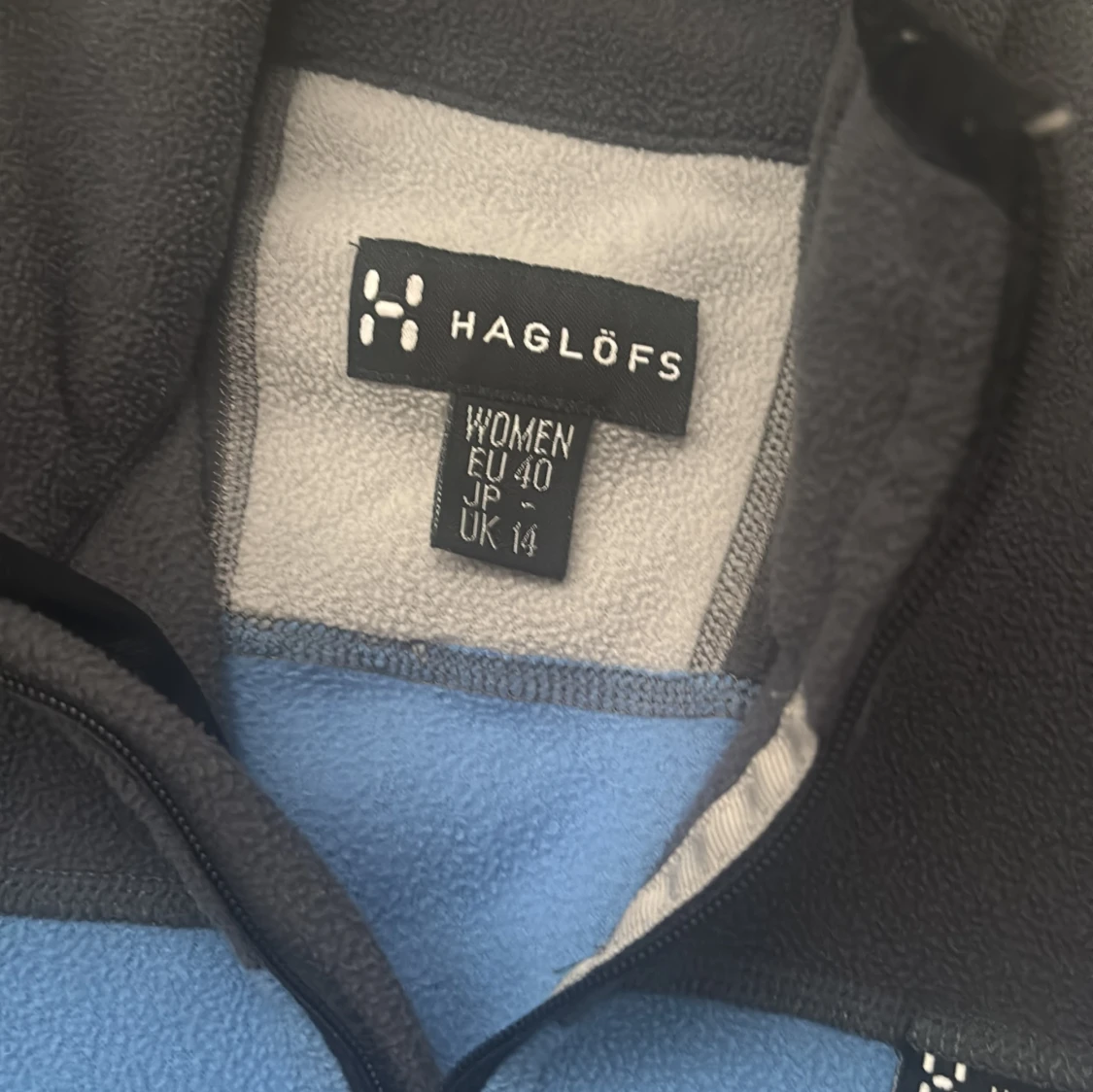 Blå fleece-tröja från Haglöfs - 2