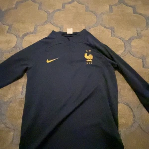 Frankrike Nike långärmad fotbollströja S - Tränings tröja 