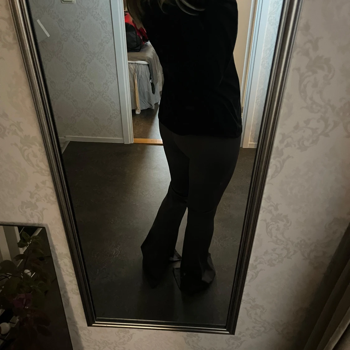 Bootcut träningsbyxor - 1