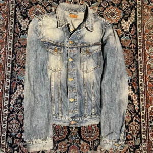 Vintage nudie denim jacka - Sjukt fet nudie jeans jacka!