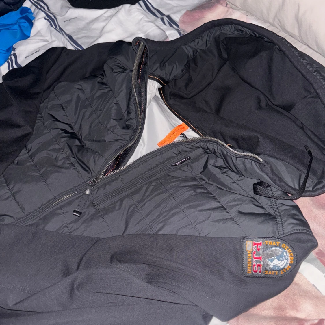 Svart pufferjacka Parajumpers  - 1