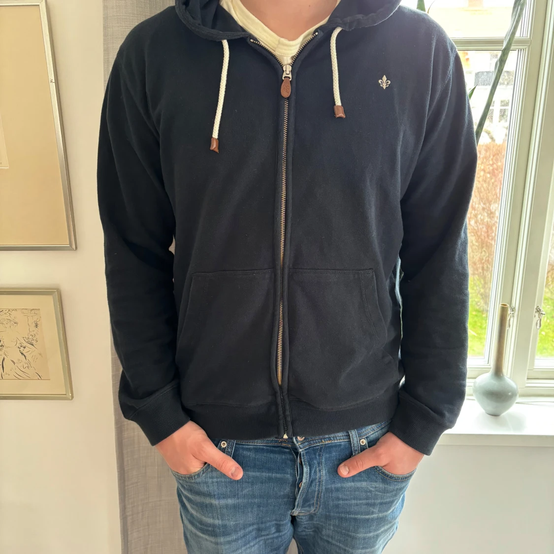 Mörkblå hoodie från Morris - 2