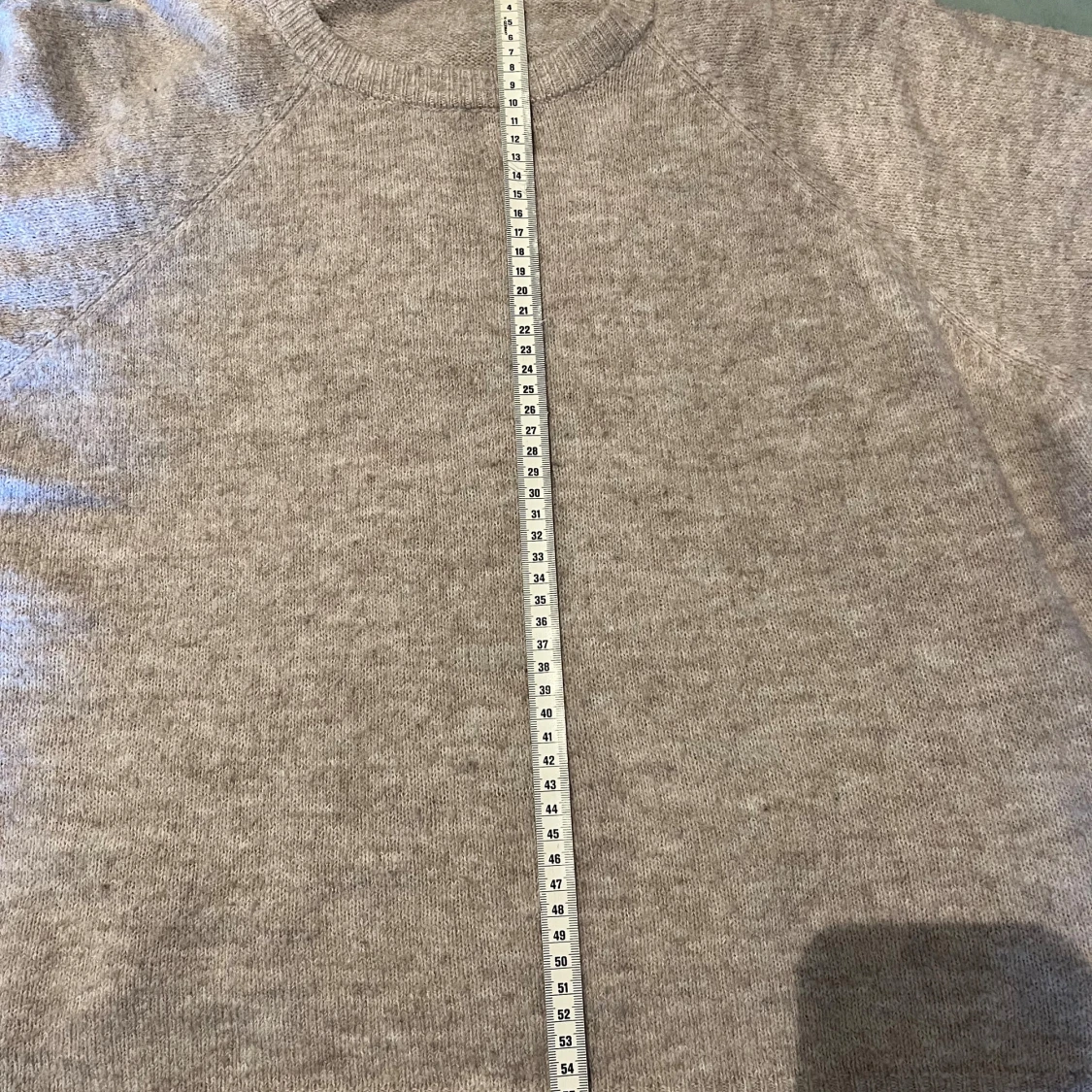 Beige stickad tröja med trekvartsärm - 2