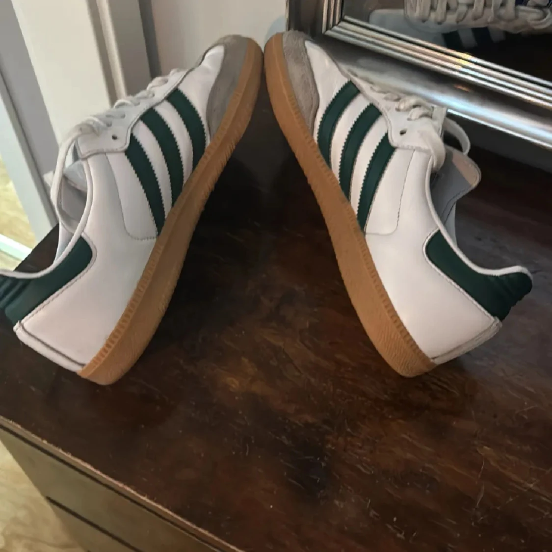 Adidas Samba vita och gröna sneakers - 1