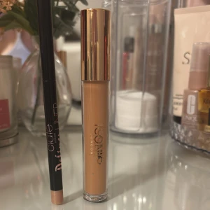 Iconic London lip plumbing lipgloss & Ciaté definer liner - Läppglansen är använt bara 2 gånger