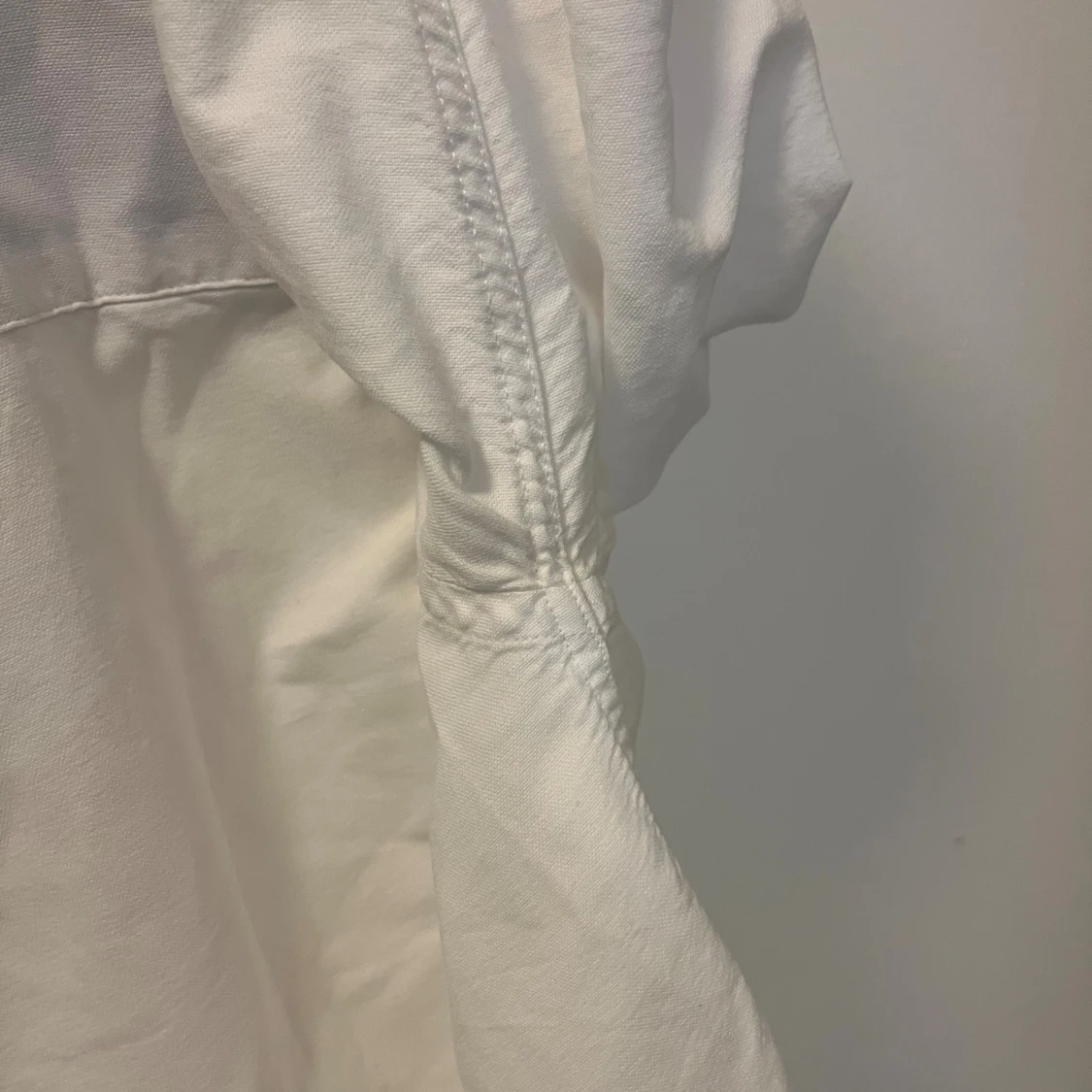 Vit buttondown skjorta ifrån Morris - 3