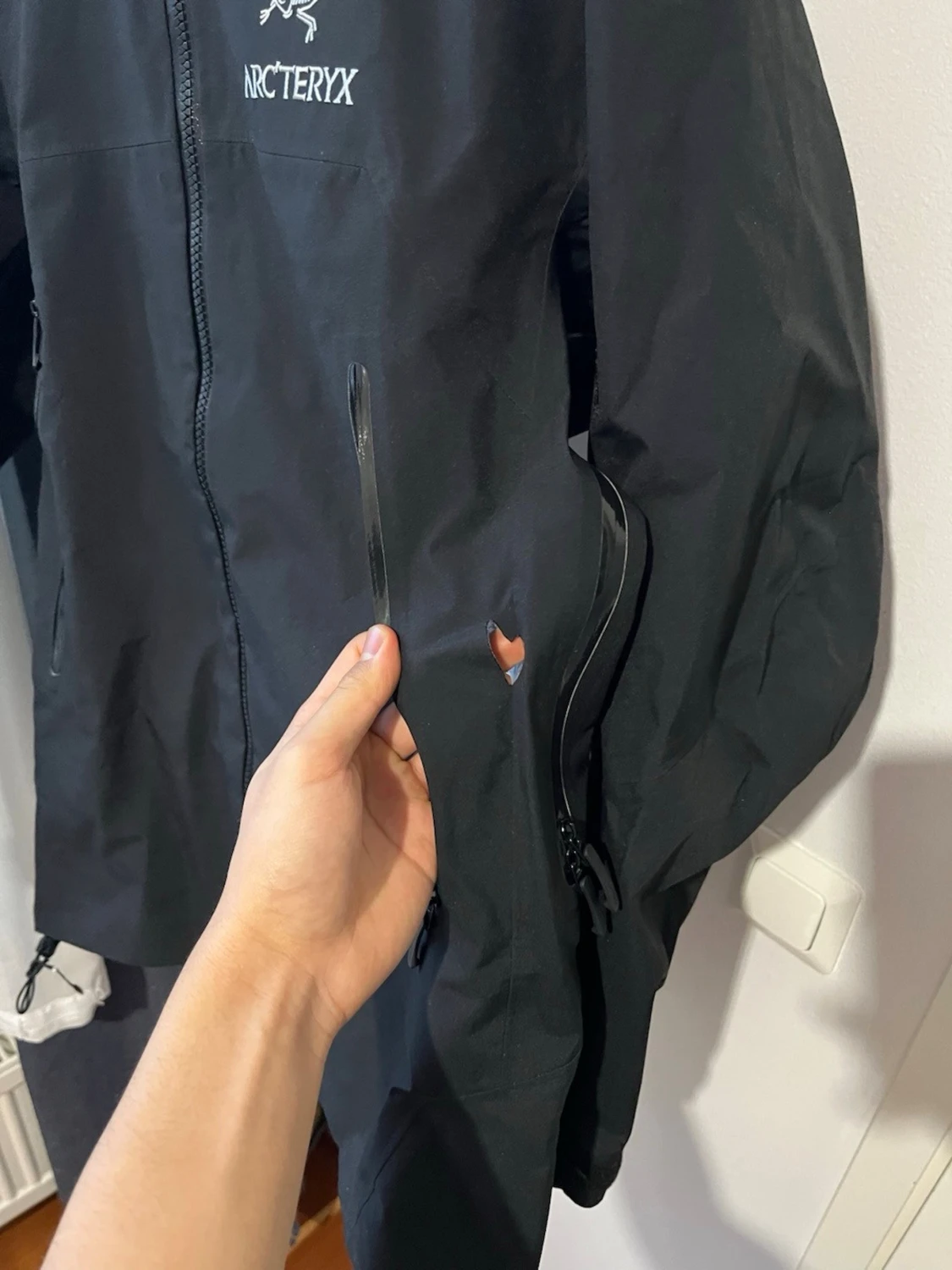 Svart vindjacka från Arc'teryx - 2