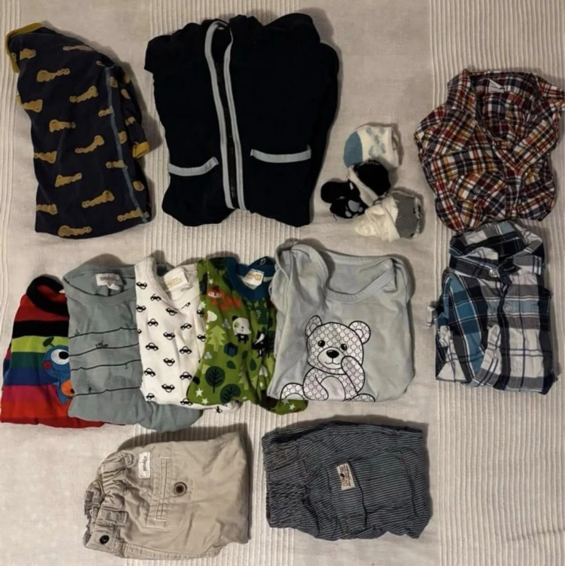 Klädpaket pojke stl 62-68