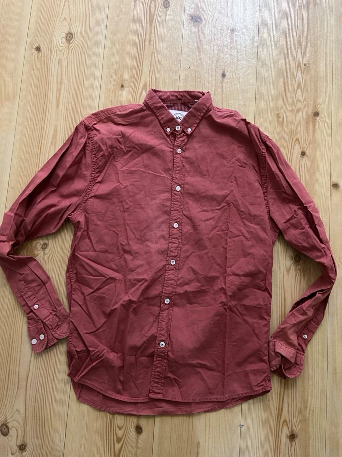 Röd skjorta från Kronstadt L