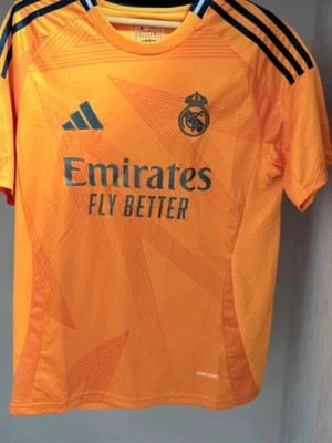 Orange belligham  real Madrid match tröja  - Storlek S 