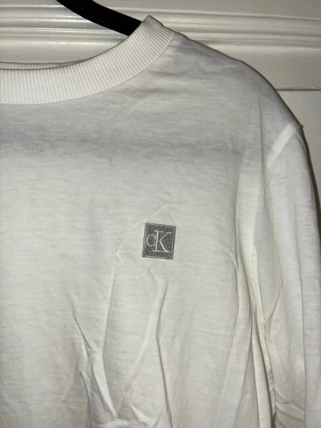 Vit långärmad tröja från Calvin Klein - 1