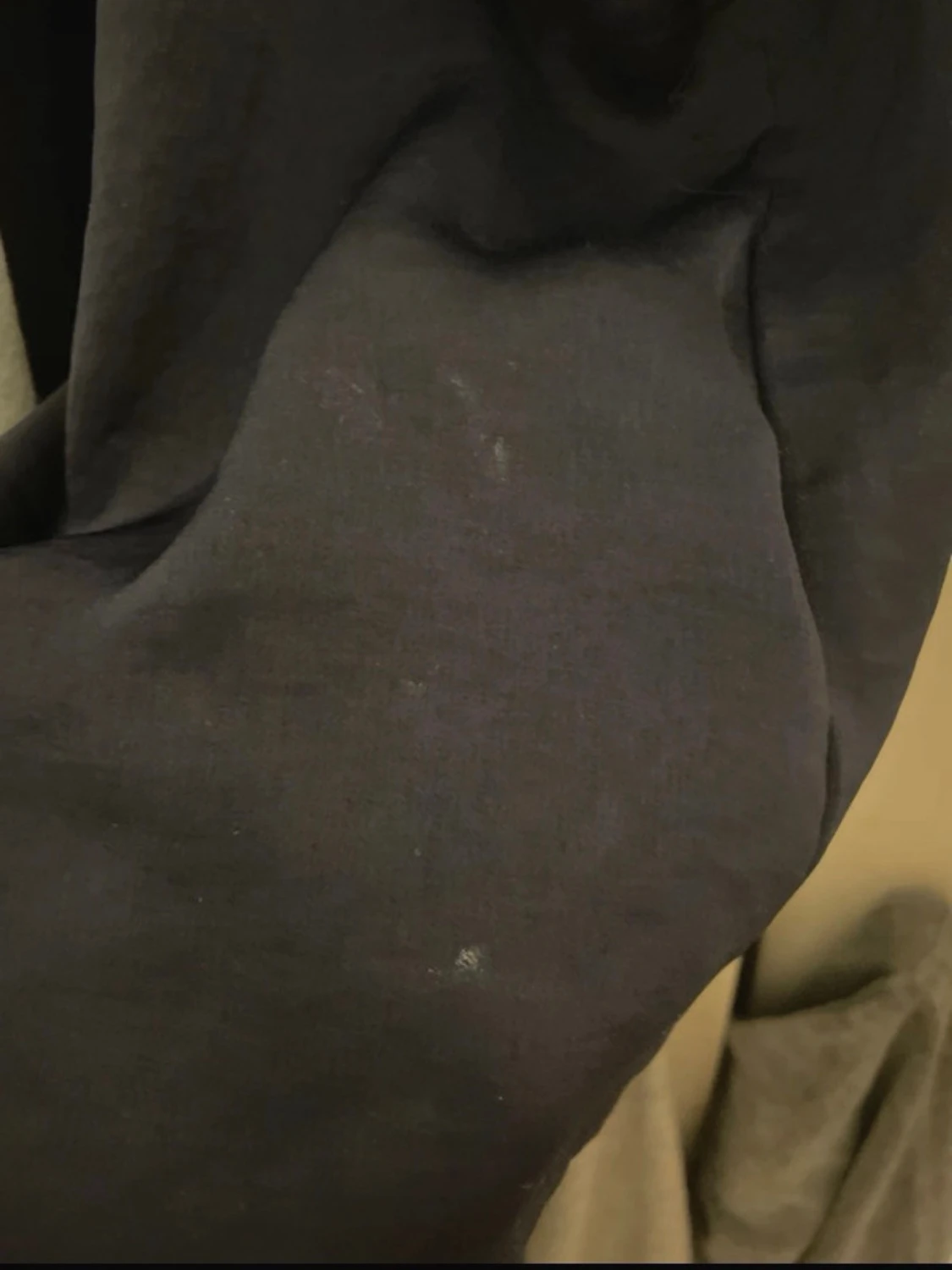 Mörkblå linnetopp med spets från Article E - 4