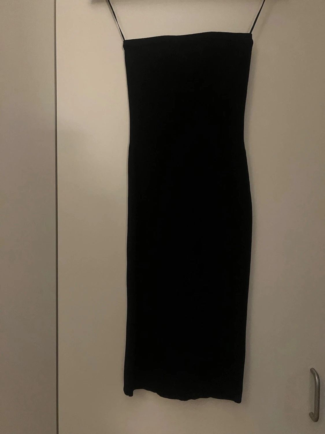 axelbandslös långklänning