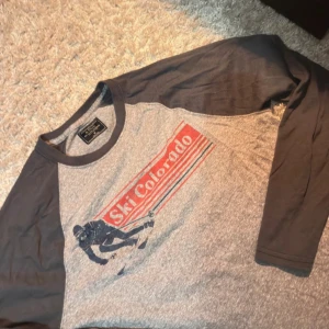 Abercrombie and Fitch Longsleeve - Fet A/F longsleeve i utmärkt skick -  storlek M