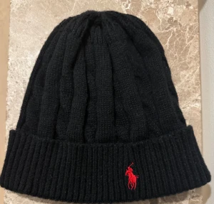 POLO RALPH LAUREN  - Jätte fin mössa 