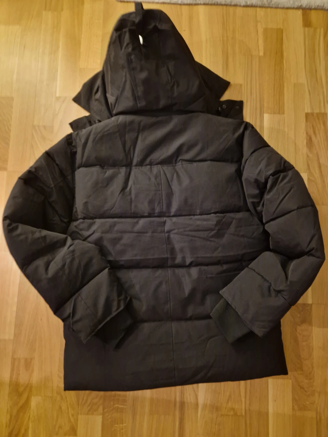 Svart jacka från Canada Goose - 4