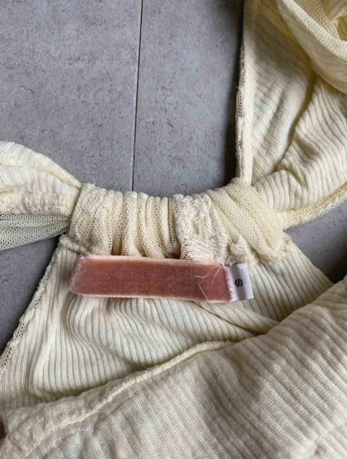 Snygg spets klänning  - 3