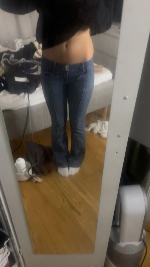 Snygga jeans - Såå snygga jeans knappt använda💓 