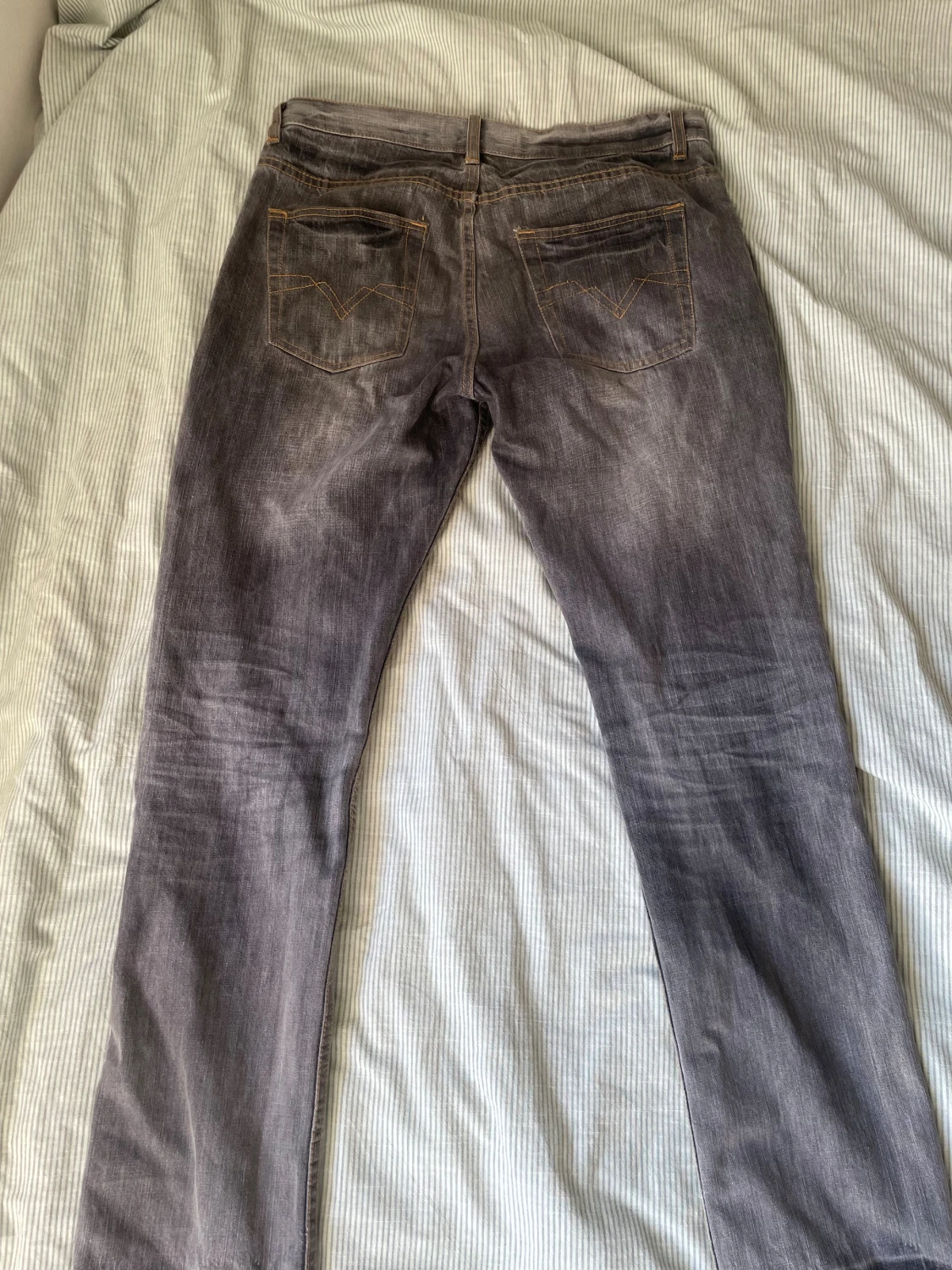 Gråa raka jeans - 2