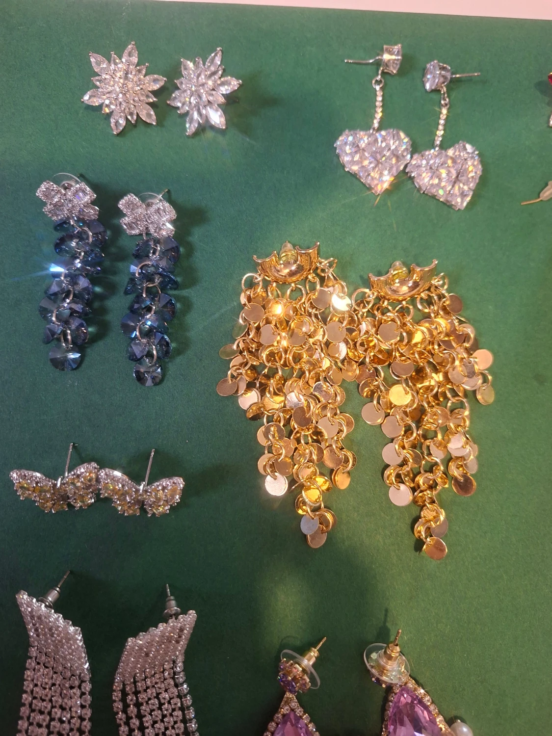 Mix av statement örhängen i olika färger fest - 1