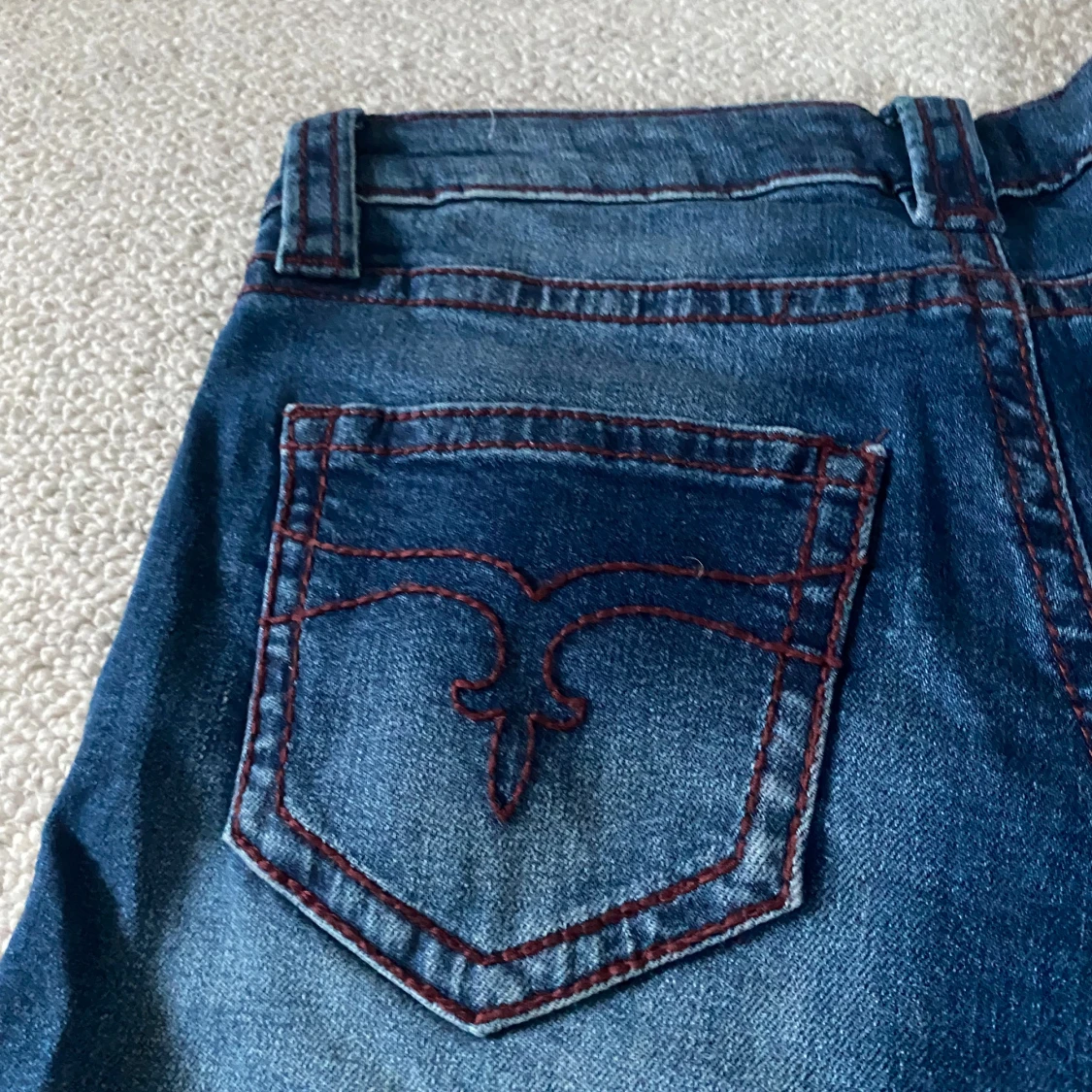 Mörkblå låg midja de jeans - 2