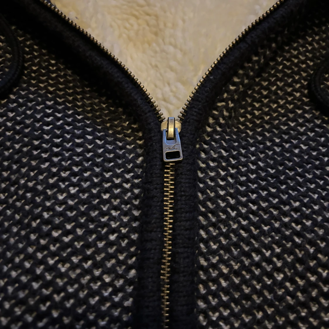 Stickad fodrad zip hoodie/kofta från Hollister - 3