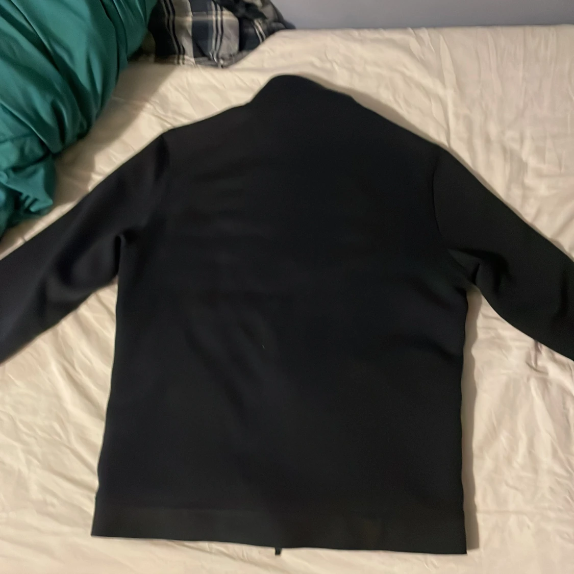 Svart quiltad dunväst från Dressmann - 1