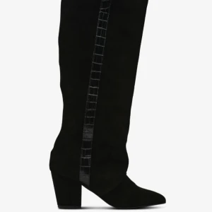 Twist & Tango - bonn boots - Snygga svarta boots med spetsig tå från Twist & Tango. Endast använda två gånger och är alltså i nyskick!