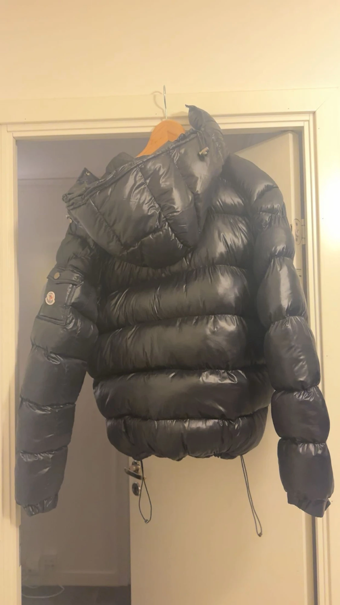 Svart Moncler Maya Jacka - 1
