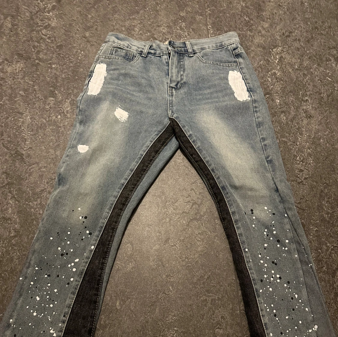 Gallery Dept. jeans med färgstänk